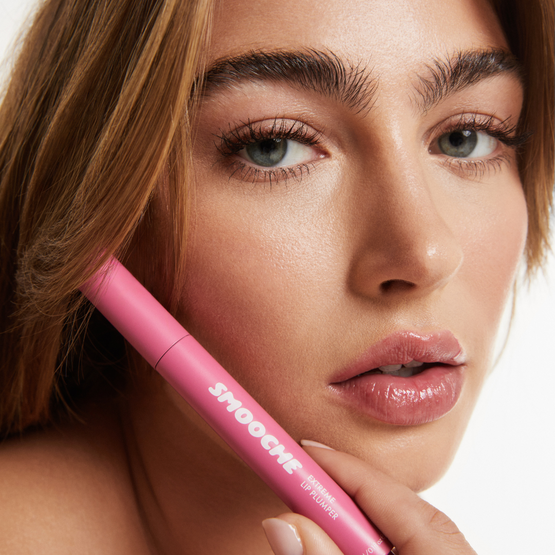Extreme Lip Plumper — lifestyle photo | Smooche